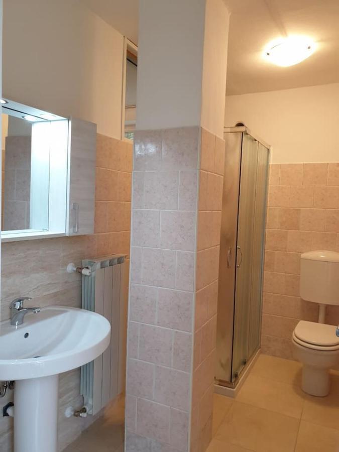 דסנזאנו דל גארדה Holiday Apartaments מראה חיצוני תמונה